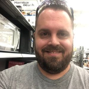 Meet your Posher, Justin